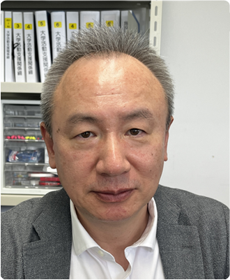 川田　秀文